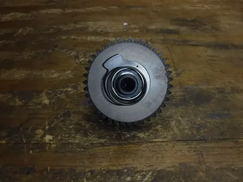 2000 KTM 400 EXC Kick Start Shaft Kicker Drive Gear Assembly