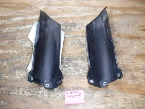 2009 Kx450f Kawasaki Front Fork Guard Brake Line Guide Protector Plastics