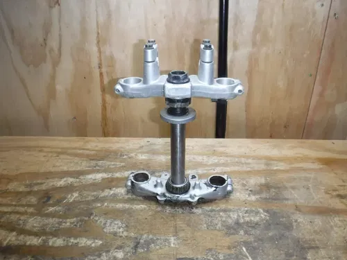 2007 TTR125 (A) Yamaha Triple Clamps Trees Yokes Steering Stem Front Forks