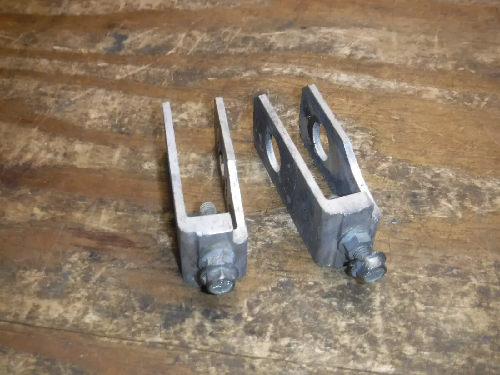 1988 Yz125 Swing Arm Adjustment Brackets