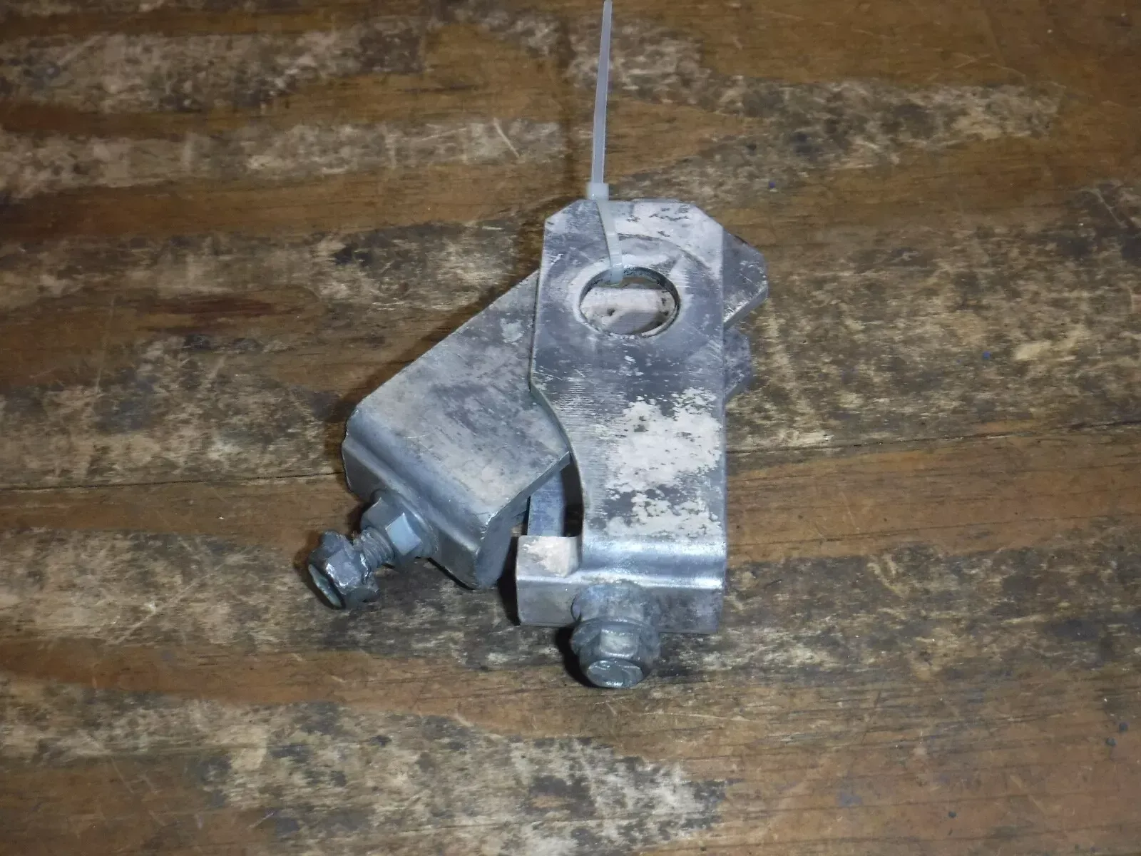 1988 Yz125 Swing Arm Adjustment Brackets