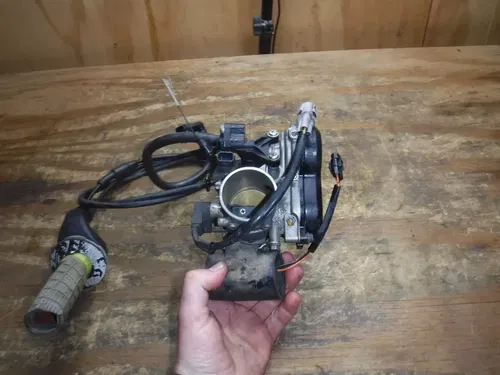 2012 RMZ450 Throttle Body Throttle Tube Housing TPS Gas Transfer Line