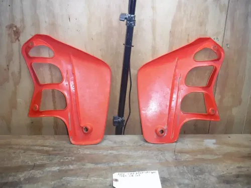 1989 Cr125 (M11) Left Right Shroud Plastic Body
