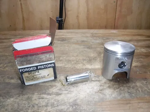 Wiseco TRX250 (M19) Piston 562p4 **NEW**