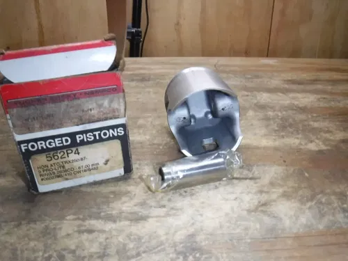 Wiseco TRX250 (M19) Piston 562p4 **NEW**