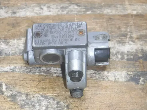 2004 RMZ250 (A) Front Brake Master Cylinder Mastercylinder Handle Bar Cont