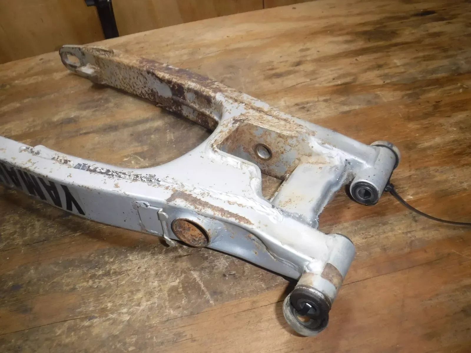 2004 TTR225 Swing Arm Swingarm Suspension Rear Arm 1999 2000 2001 2002 2003 2004