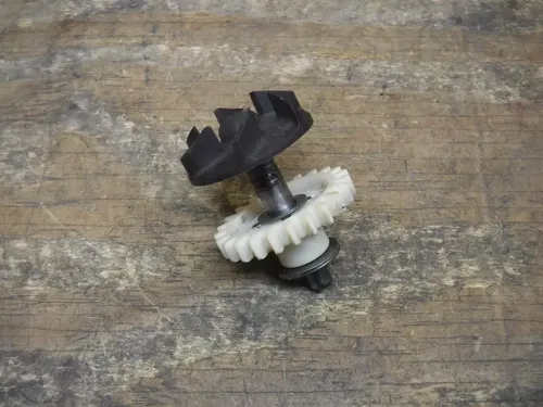 1991 YZ250 Water Pump Cover Impeller OEM 1990 1992 1993 1994 1995 1996 1997 1998