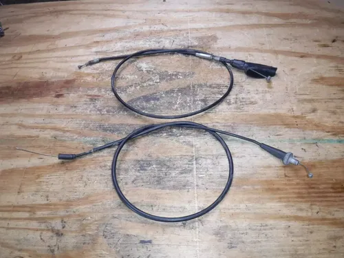 CR125 Throttle Clutch Cable Handle Bar Controls Both 1998