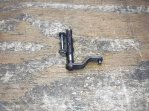 1997 Kx250 (A) Kawasaki Governor Arm Shaft Holder Case Powervalve