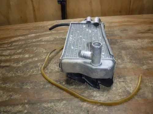 2005 RMZ450 Right Hand Side Rad Radiator Coolant Pump Impeller Louver