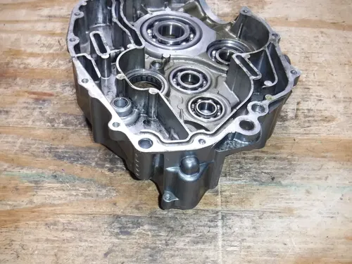 TTR225 Right Side Crankcase Crank Case Kicker Side 2001