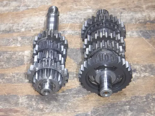 1989 Rm125 RM 125 Transmission Main Counter Shaft Gear Box