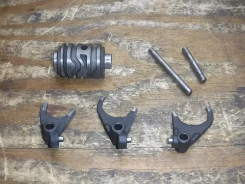 1990 KDX200 Kawasaki Transmission Shift Fork Drum Rods Selector
