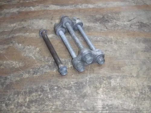 2013 Rmz450 Crankcase Bolts Carriage Lower Motor Mounts 2008 2009 2010 2011 2012