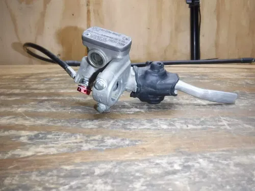 2007 CRF450r Front Brake Master Cylinder 2004 2005 2006 2008 2009 2010 HONDA OEM