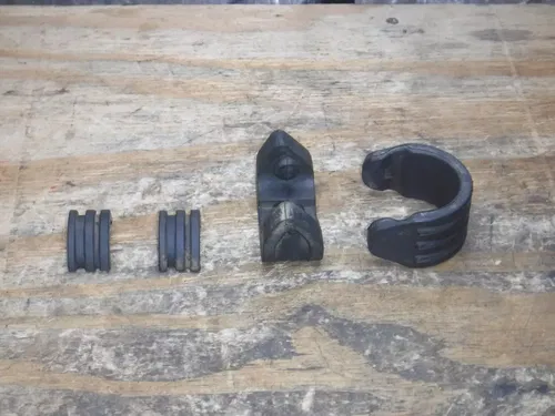 2005 Yz250f (A) Frame Rubber Strap Gas Tank Pads Damper