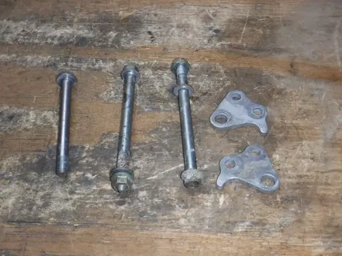 2010 Kx250f (B) Kawasaki Bottom End Mounting bracket Misc. Bolts