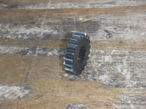 1996 Yz125 (B) Yamaha Crankshaft Crank Shaft Drive Primary Gear