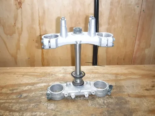 2003 Yz125 Yamaha Triple Clamps Trees Yokes Steering Stem Front Forks