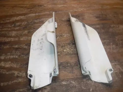2009 RMZ450 Front Forks Tubes Legs Guards Plastic Fender
