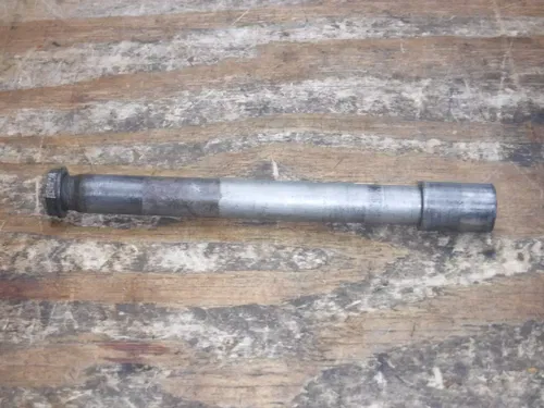2004 RMZ250 Suzuki Front Axle Shaft Hub Wheel Bolt Nut
