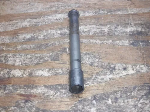 2004 RMZ250 Suzuki Front Axle Shaft Hub Wheel Bolt Nut