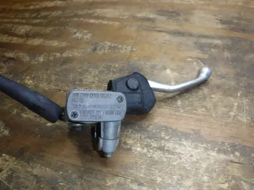 1998 Rm250 Front Brake Assembly Line Caliper Master Cylinder 1996 1997 1998