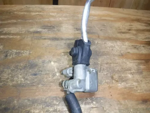 1998 Rm250 Front Brake Assembly Line Caliper Master Cylinder 1996 1997 1998