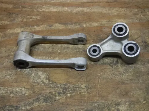 2013 RMZ450 A Rear Shock Linkage Dog Wish Bone 2014 2015 2016 2017 RMZ 450 OEM
