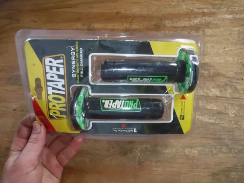 (M20) Pro Taper Grips **NEW** Handle Bar Grips Green