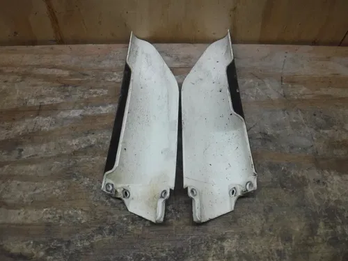 2008 RMZ450 Front Fork Guards Plastics 2009 2010 2011 2012 2013 2014 2015 - 2020