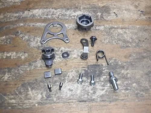 2012 CRF450r Honda Gear Shift Linkage Selector Pawls Plate Bracket Assembly