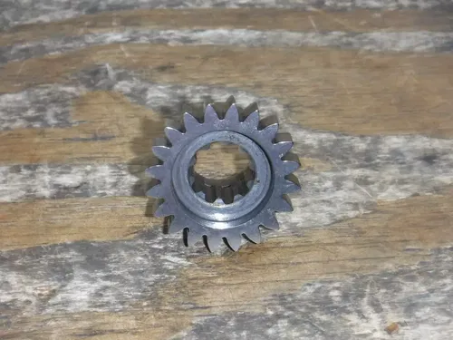 2011 Kx250f (B) Kawasaki Crankshaft Crank Shaft Drive Primary Gear