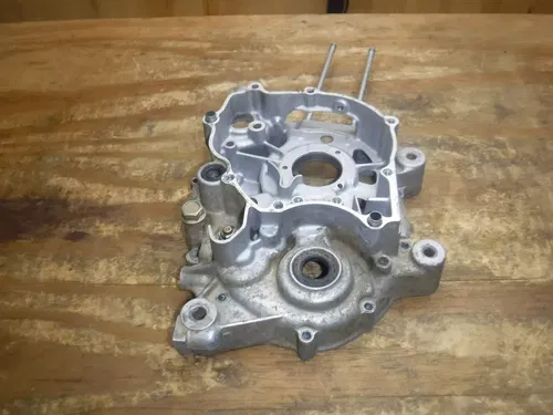 2006 TTR50E Crankcase Left Right Set Crank Case