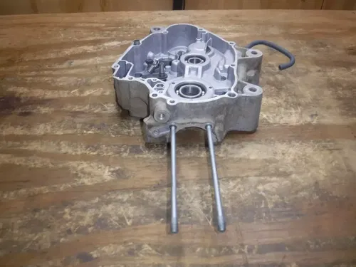 2006 TTR50E Crankcase Left Right Set Crank Case