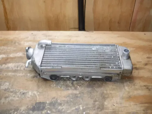 2010 Kx250f (B) KAWASAKI RIGHT  SIDE RAD RADIATOR  FINS HONEYCOMB COOLANT WATER