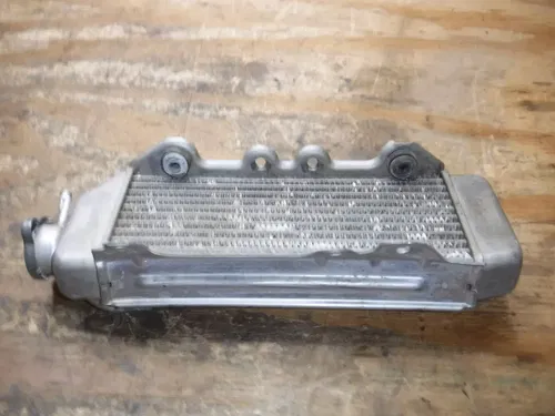 2010 Kx250f (B) KAWASAKI RIGHT  SIDE RAD RADIATOR  FINS HONEYCOMB COOLANT WATER
