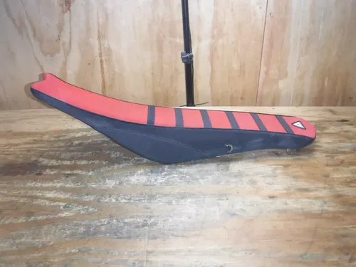 2012 CRF450r CRF 450 Seat Foam Base GRIPPER COVER Pan Complete 2010 2011 HONDA