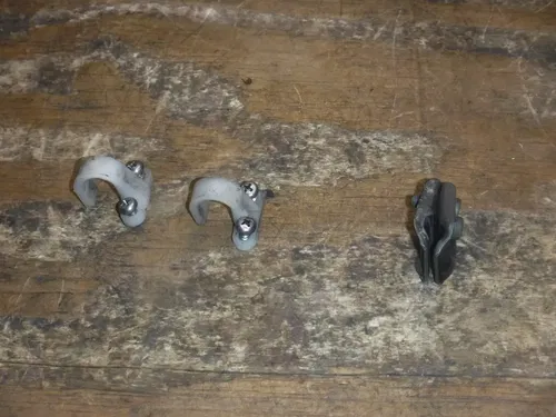 1999 Yz125 Front And Rear Brake Line Holders Plastic With Screws