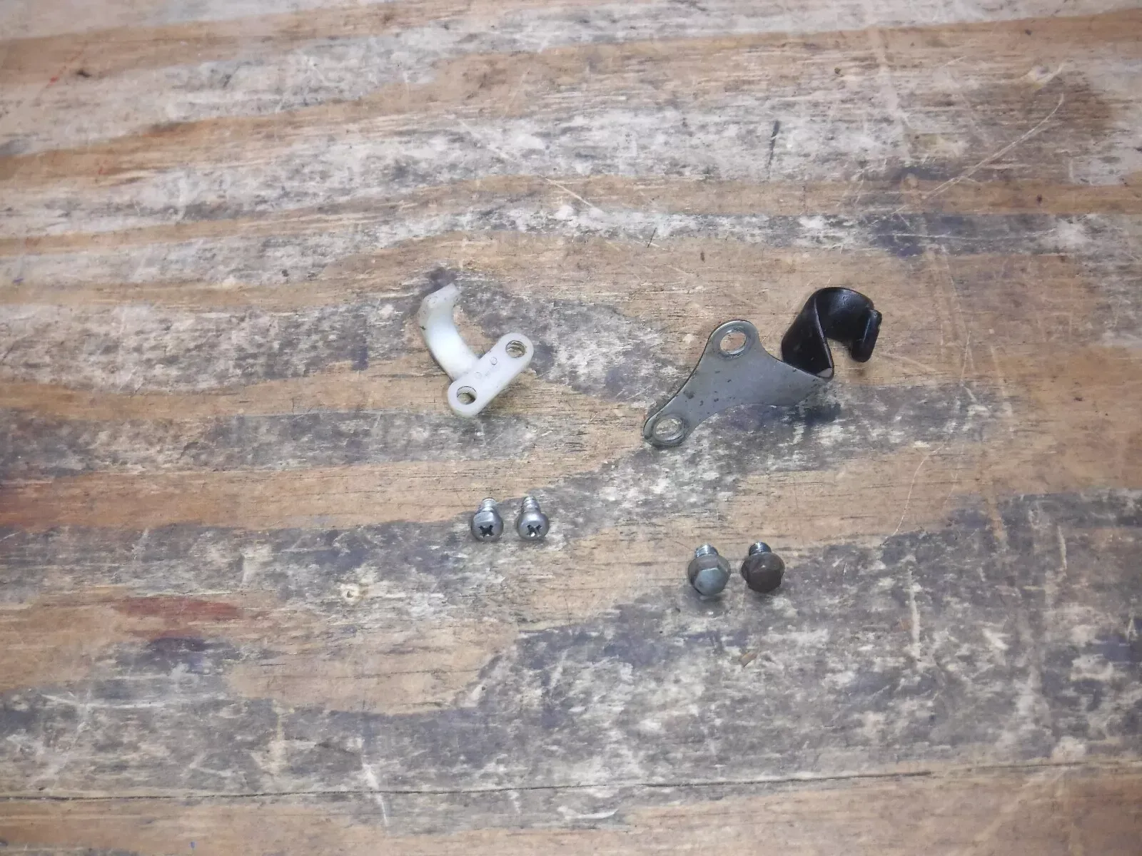 1995 Yz250 Rear Brake Line Holders Mounts Swing Arm Swingarm Fittings