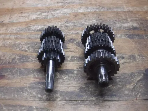 1991 Kx125 (A) Transmission Main Counter Shaft Gear Box