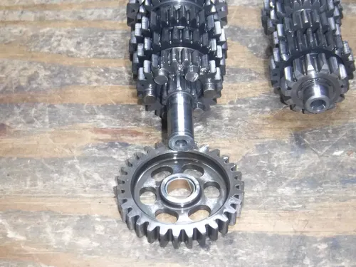 1991 Kx125 (A) Transmission Main Counter Shaft Gear Box