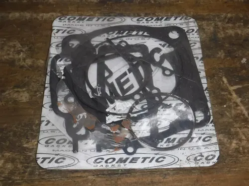 (M1) 2002 - 2004 Yamaha Yz250 Top End Gasket Kit