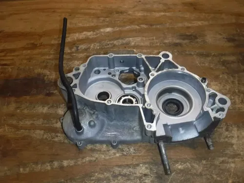 1990 KDX200 (A) Crankcase Right Side Engine 1990 1991 1992 1993 1994 1995