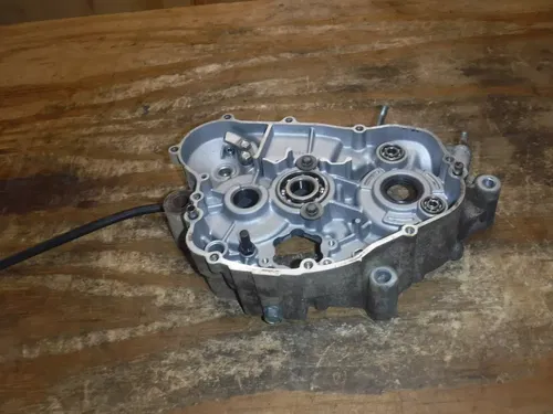 1990 KDX200 (A) Crankcase Right Side Engine 1990 1991 1992 1993 1994 1995