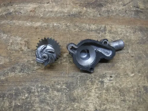 2006 YZ85 Water Pump Impeller Cover 2002 2003 2004 2005 2007 2008 2009 2010 - 18