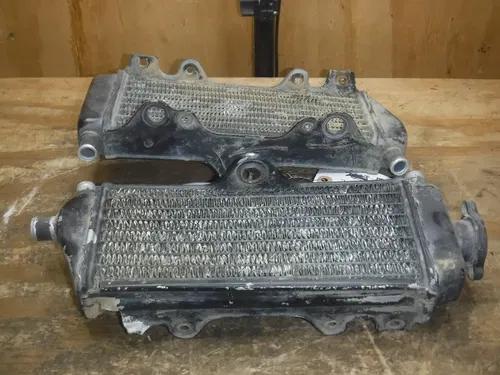 1998 Yz250 (M6) Yamaha Radiators Rad Left Right Side Fill Pressure Cap