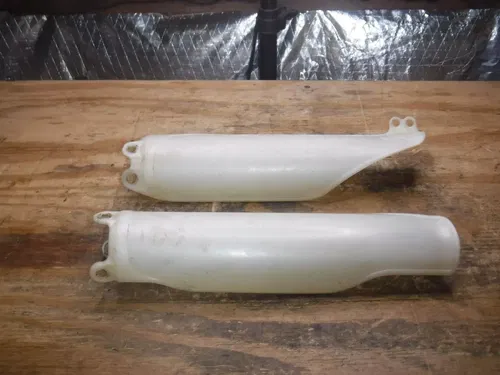 2004 Cr125 Front Fork Guards Protector Plastics Plastic Body