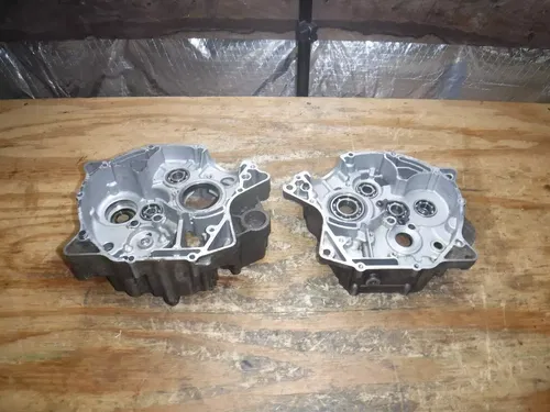 2007 TTR125 Crankcase Left Right Set Crank Case 2000 2001 2002 2003 2004 - 2006